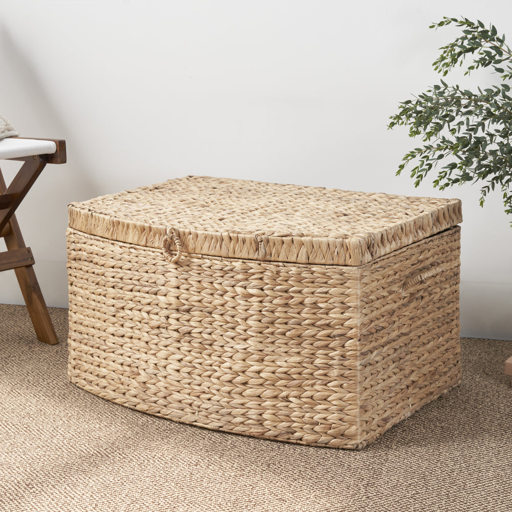 Woven Wicker Trunk in a Rectangular Shape, Featuring Handles, Measuring 26\
